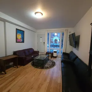 Homestay Full Kitchen - High Speed Internet - Beautiful Room Montreal